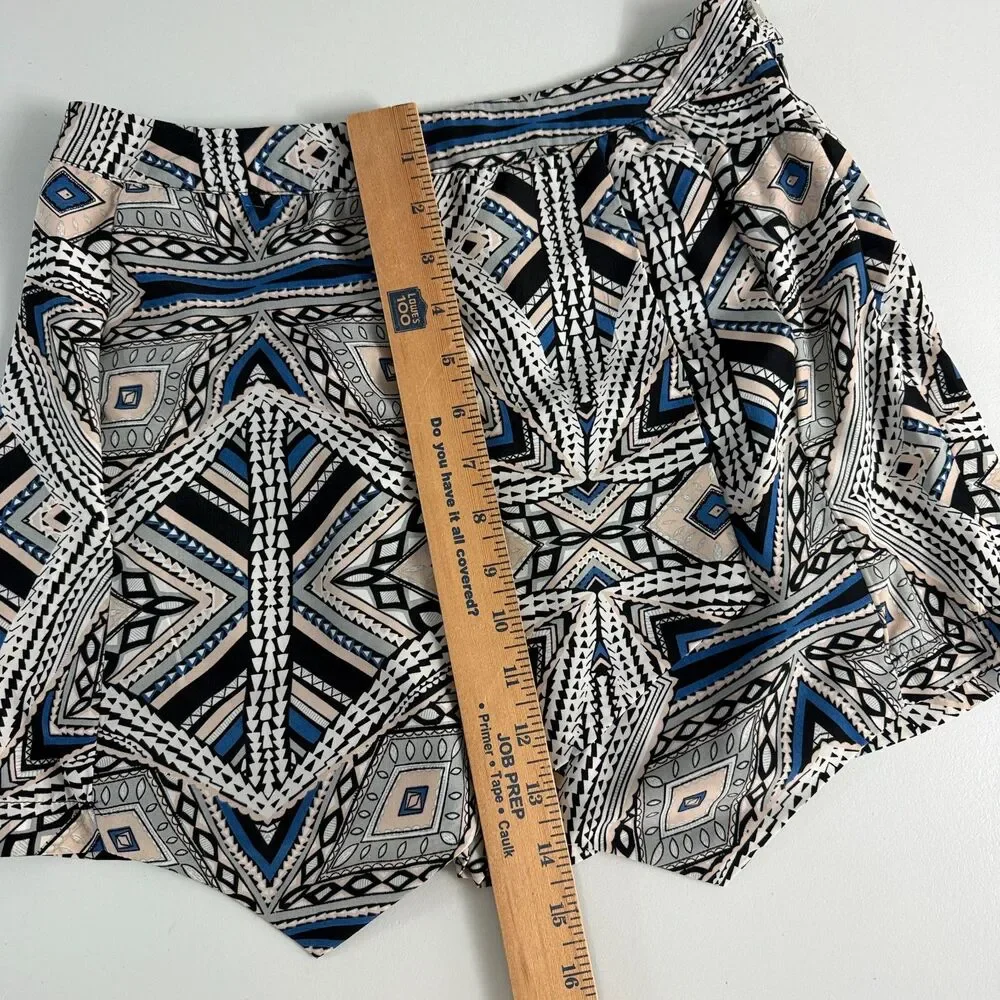 Mossimo Women's Multicolor Print Skort Side Zipper Size 2